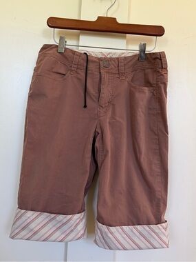 Mountain Hardwear long shorts/short capris